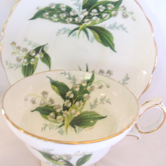 Hammersley Lily of the Valley Tea Cup and Saucer, Signed E. Tipping, Gilt I251 - Picture 4 of 9